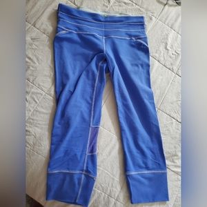 Athleta capri workout pants size small
